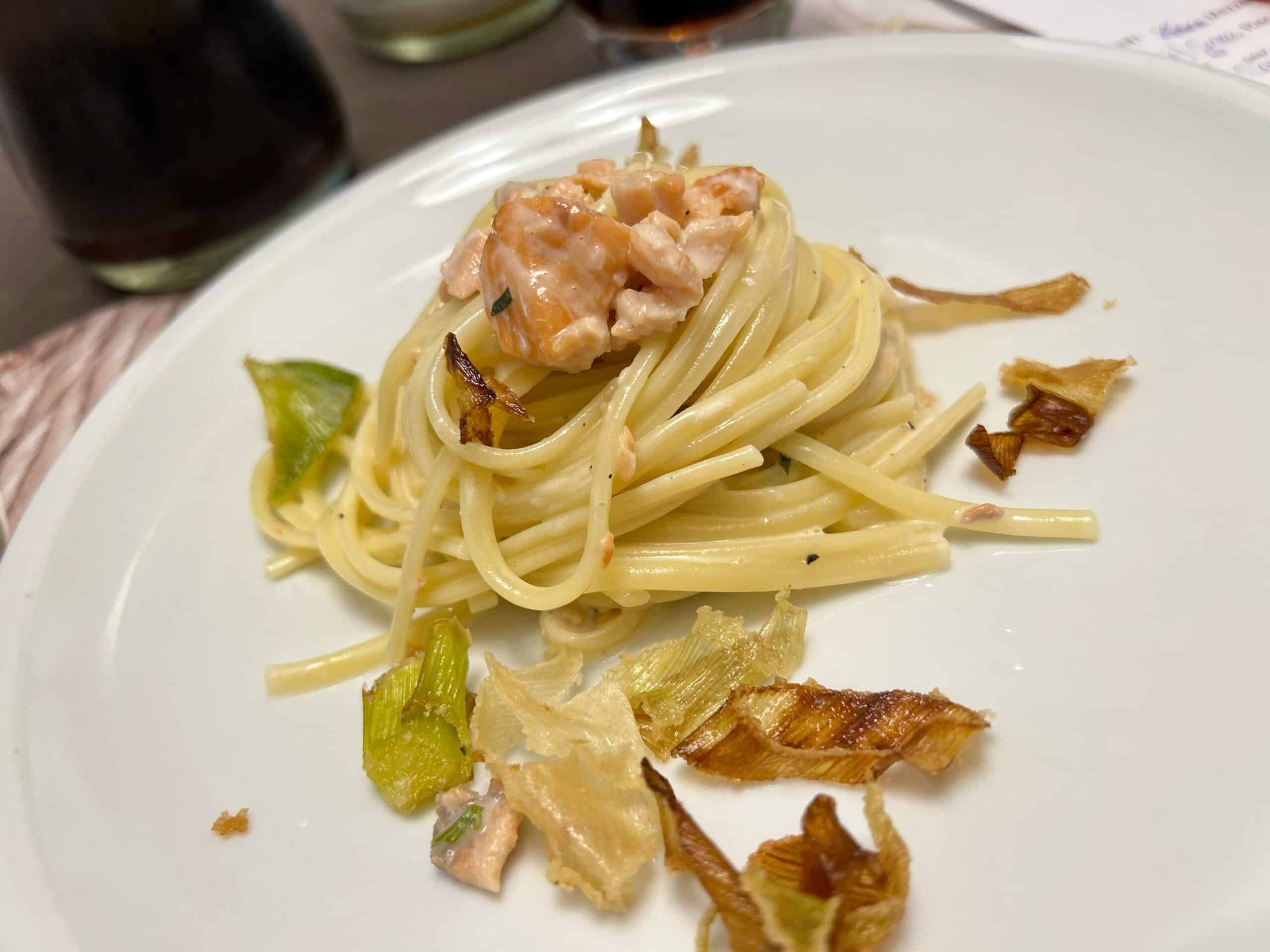 Ristorante Amicizia - Linguine al salmone