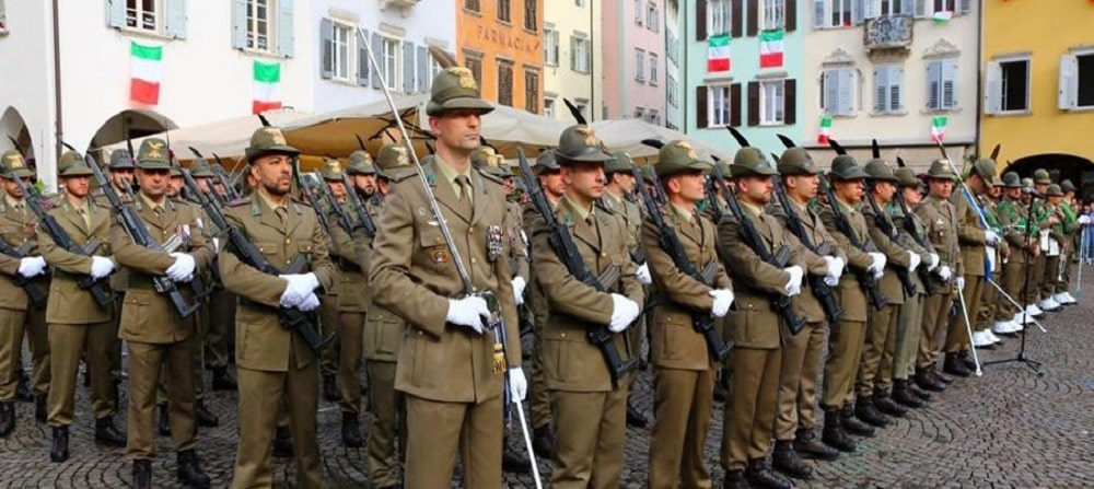 Il raduno degli alpini arriva per la prima volta a Rimini